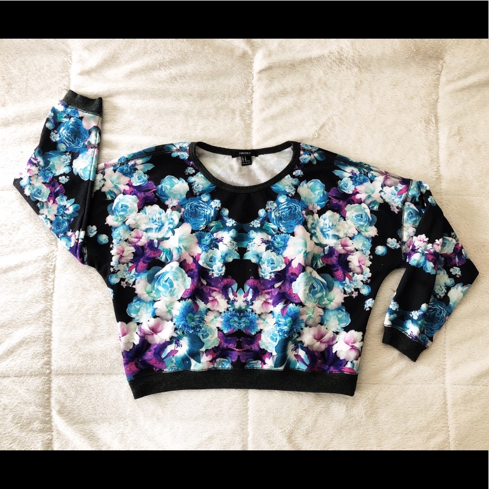Cropped Floral Sweatshirt